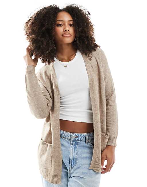 beige-strickjacke-738dim-1.jpg