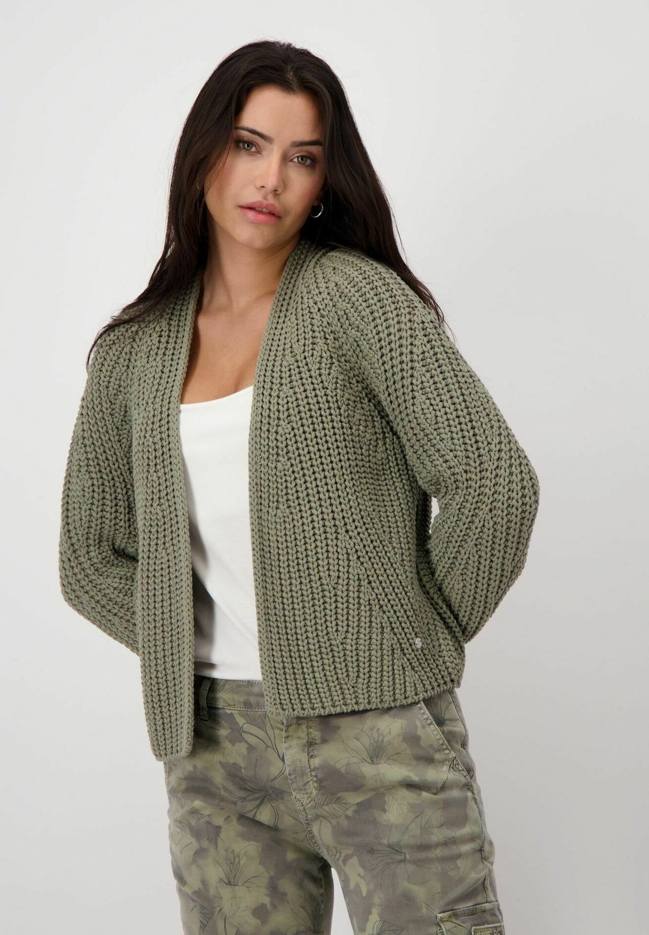 monari-strickjacke-794mbo-1.jpg