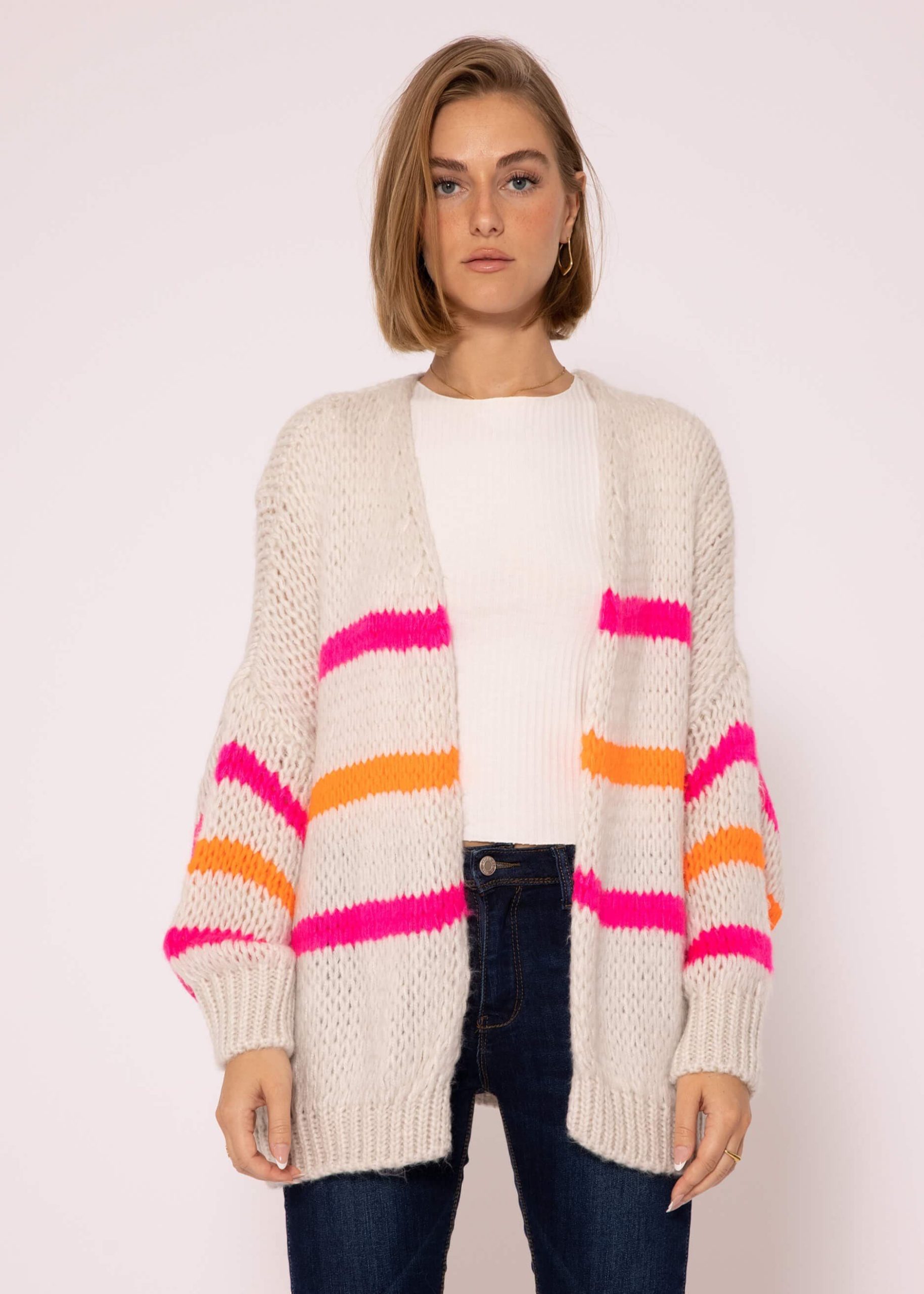 oversize-strickjacke-513htv-1.jpg