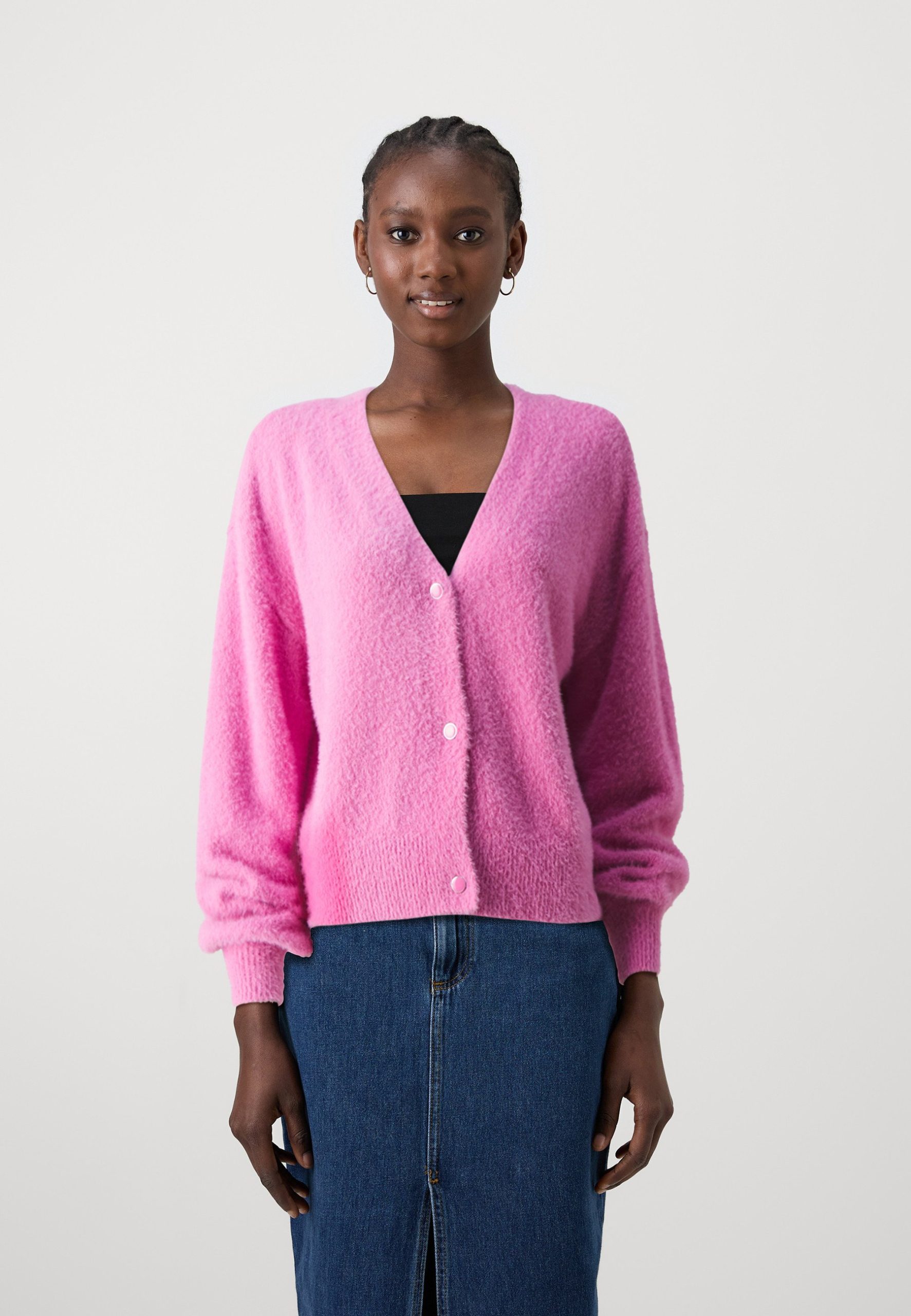 strickjacke-pink-532zqo-1.jpg