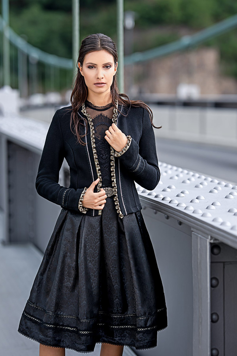 trachtenjacke-fuer-damen-564ufk.jpg